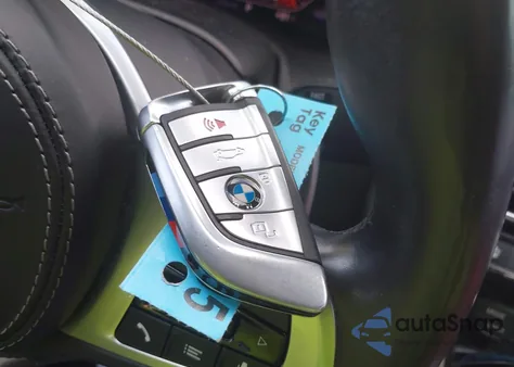 2020 BMW M850I Gtan Coupe xDrive z USA, uszkodzony, nr VIN WBAGV8C03LCD94123